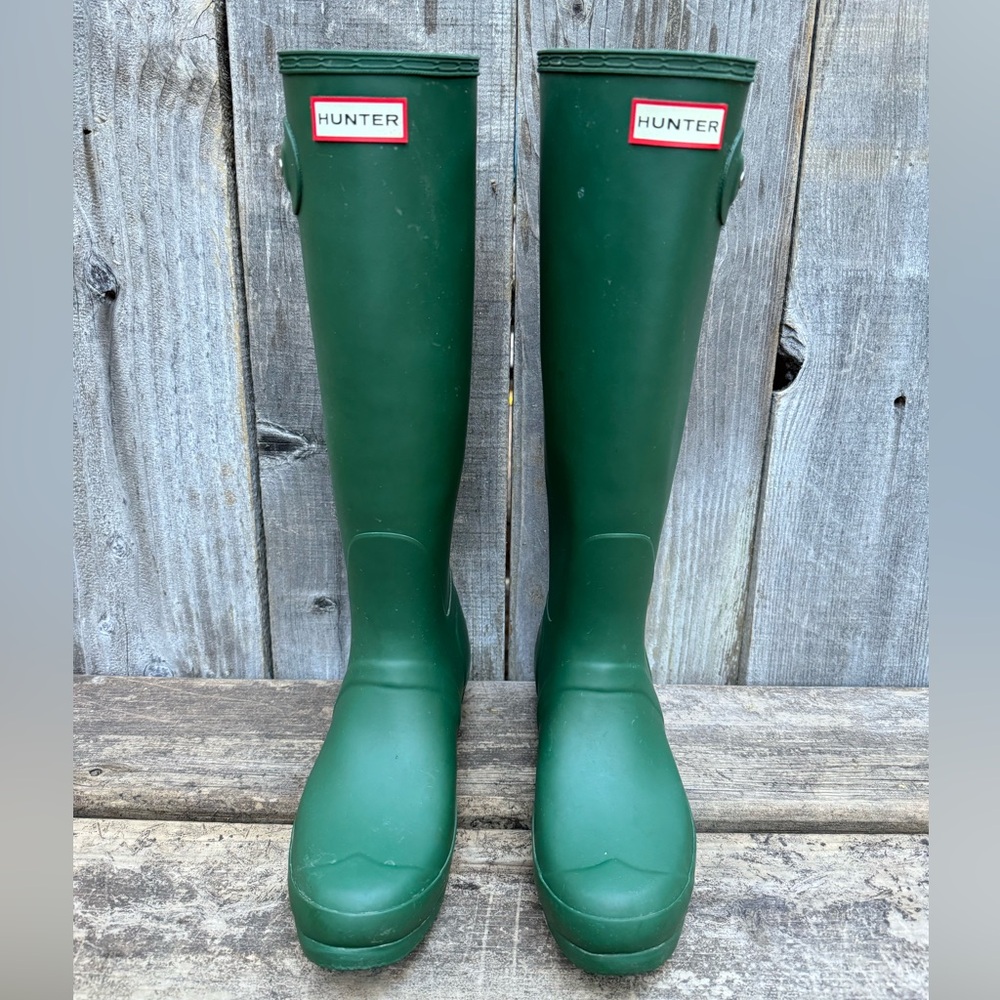 HUNTER Original Tall Wellington Rain Boots